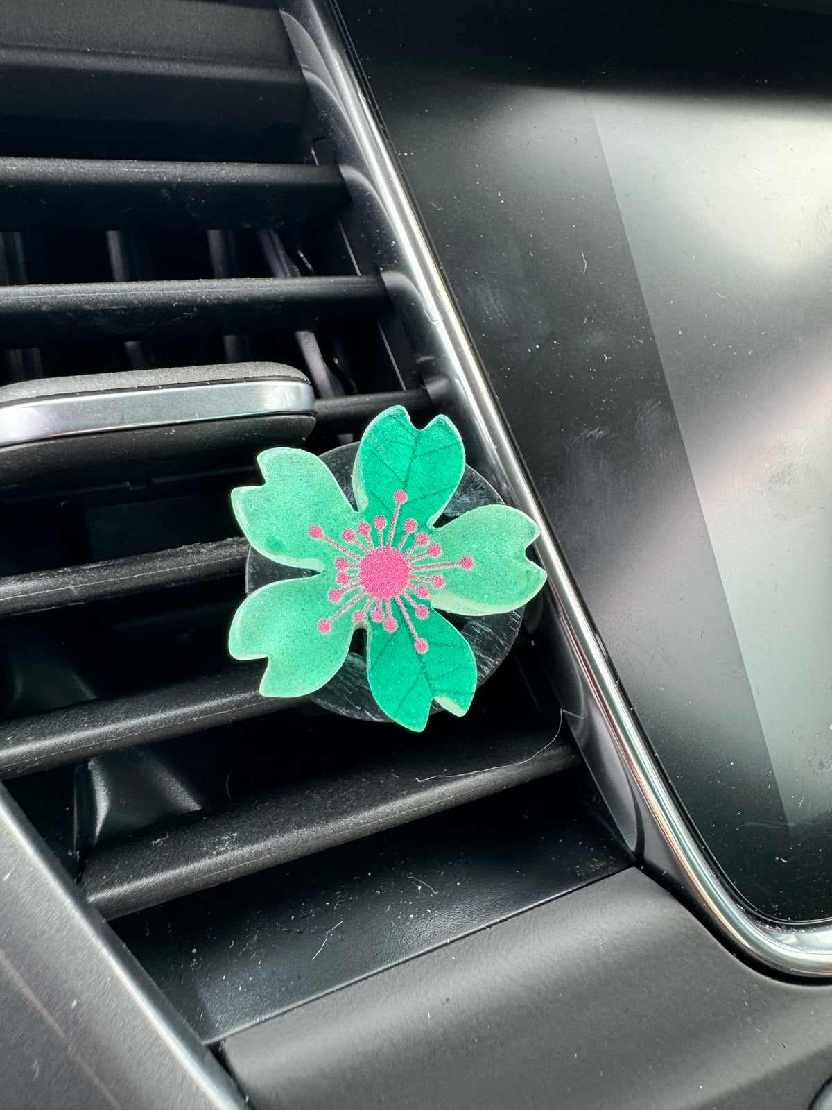 Cherry Blossom Vented Car Diffuser – Refillable Car Air Freshener